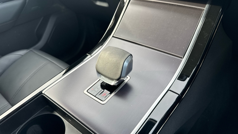 Land Rover Range Rover Velar 2.0 P400e Dynamic SE 5dr Auto Estate